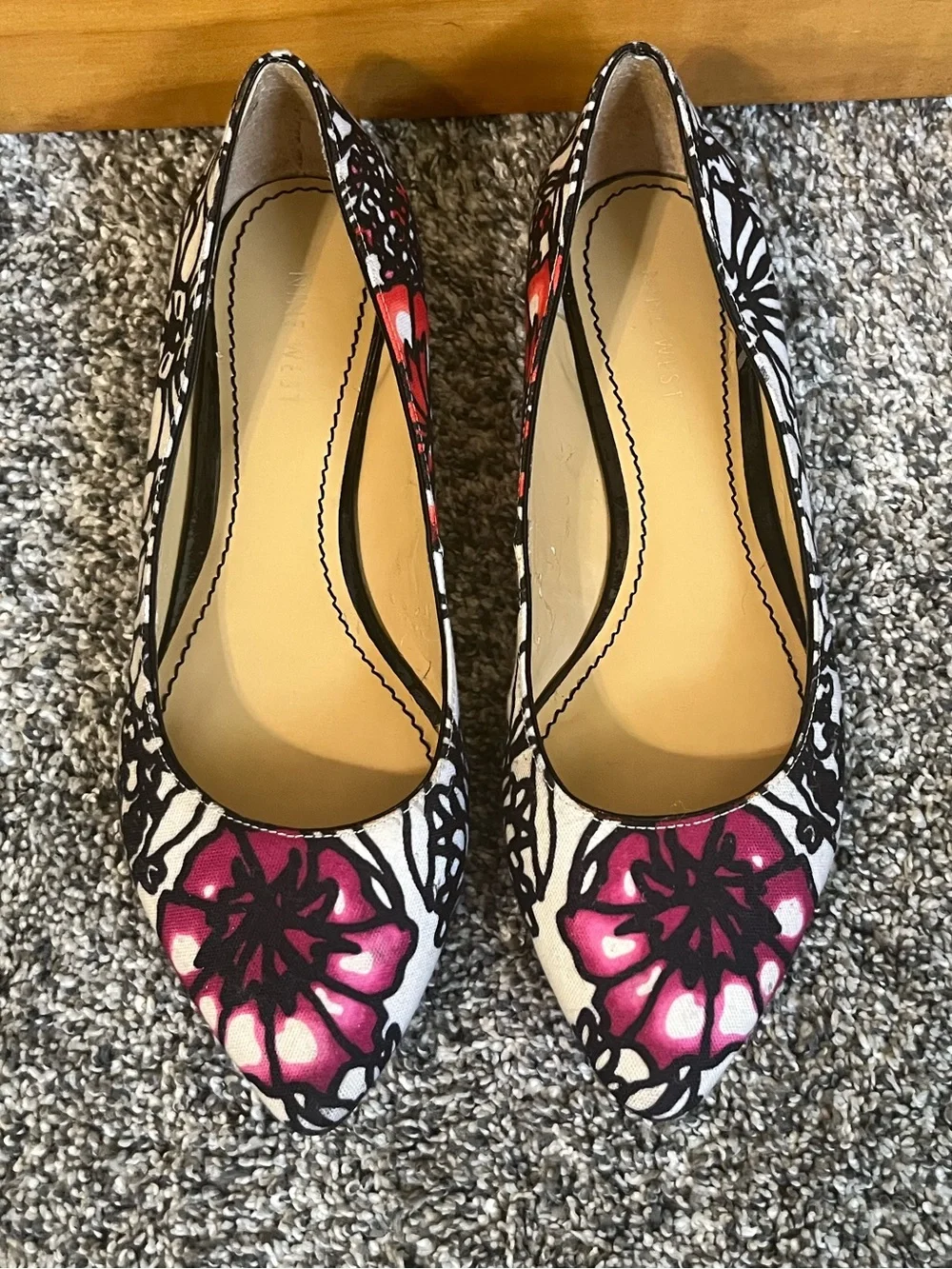 Nine West classic pointed